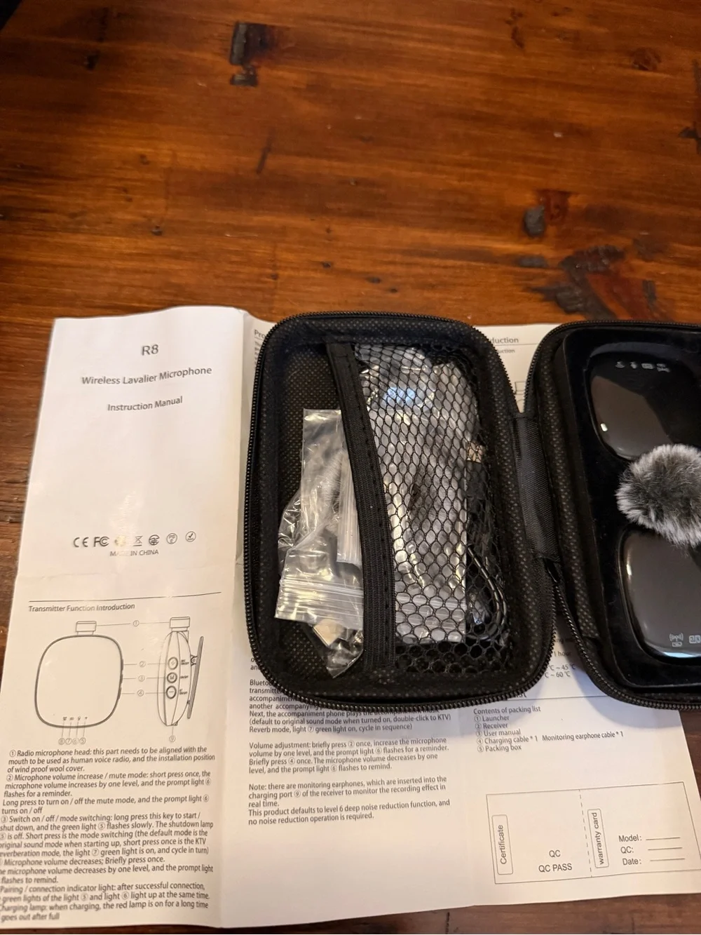 Unique Portable Microphone, for iOS Wireless Lapel Mic lightning ⚡️ plug input